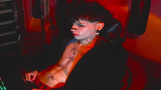 Snapshot of prince_x_dark chatting on 11-08-25, 03:29 prince x dark online show from 11-08-25, 03:29