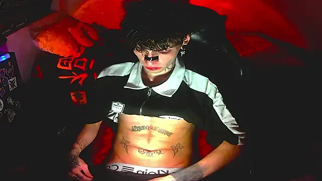 Snapshot of prince_x_dark chatting on 02-01-26, 06:23 prince x dark online show from 02-01-26, 06:23