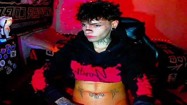 Snapshot of prince_x_dark chatting on 02-11-26, 06:18 prince x dark online show from 02-11-26, 06:18