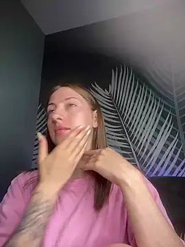 ChristyCrayme online show from 06-04-26, 10:16