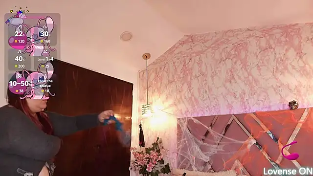 Snapshot of Dolce_pearl chatting on 10-31-25, 01:39 Dolce pearl online show from 10-31-25, 01:39