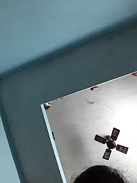 Snapshot of Tamil_riyalini12 chatting on 01-14-26, 02:01 Tamil riyalini12 online show from 01-14-26, 02:01