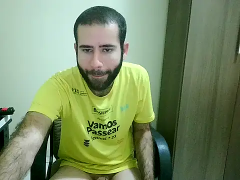 Snapshot of fthrfthr chatting on 10-11-25, 03:50 fthrfthr online show from 10-11-25, 03:50