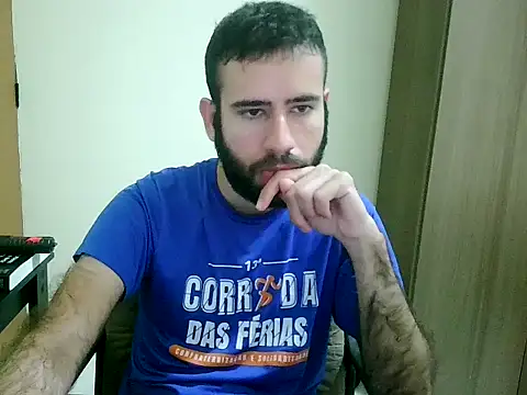 Snapshot of fthrfthr chatting on 12-01-25, 04:06 fthrfthr online show from 12-01-25, 04:06