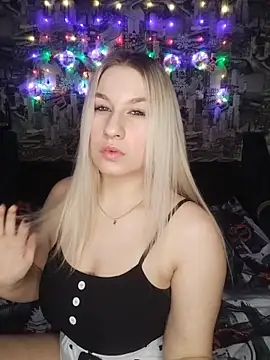 Snapshot of HoneyNelly chatting on 02-14-26, 11:01 HoneyNelly online show from 02-14-26, 11:01