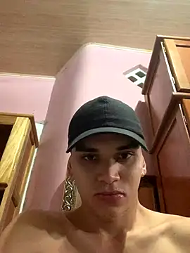 Snapshot of dailydosam chatting on 12-15-25, 12:20 dailydosam online show from 12-15-25, 12:20