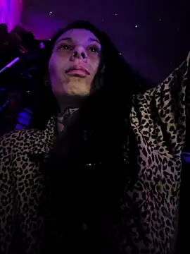 Snapshot of DarkAngelz1 chatting on 12-05-25, 12:30 DarkAngelz1 online show from 12-05-25, 12:30