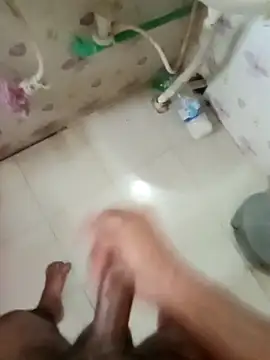 Snapshot of zim200 chatting on 02-25-26, 07:51 zim200 online show from 02-25-26, 07:51