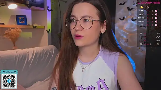 mia here online show from 11-15-25, 01:58