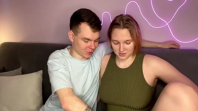 julielourens online show from 11-09-25, 08:12