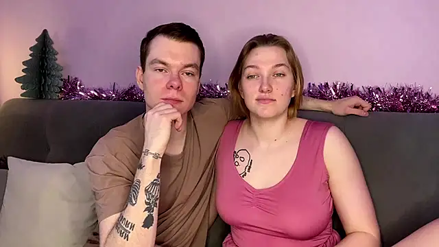 julielourens online show from 12-15-25, 08:07