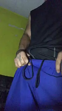 Snapshot of Ghostben chatting on 10-05-25, 11:08 Ghostben online show from 10-05-25, 11:08