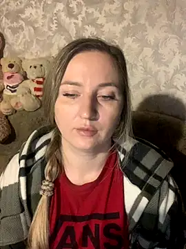 hotsteacher online show from 11-21-25, 03:27