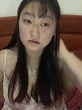 Snapshot of xialuo25 chatting on 04-24-26, 04:20 xialuo25 online show from 04-24-26, 04:20