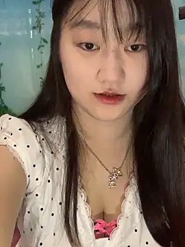 Snapshot of xialuo25 chatting on 04-25-26, 06:49 xialuo25 online show from 04-25-26, 06:49