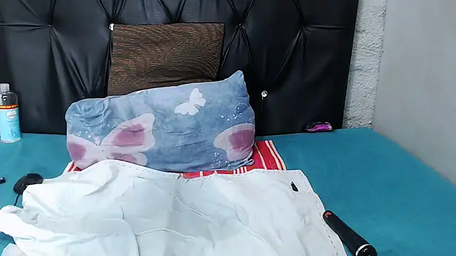 babyotria online show from 11-01-25, 07:05