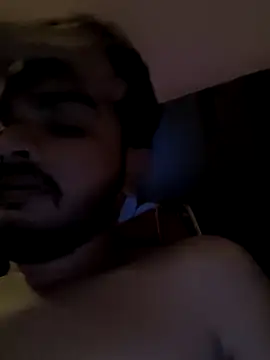 Snapshot of Riyansh_mehta chatting on 09-27-25, 07:08 Riyansh mehta online show from 09-27-25, 07:08