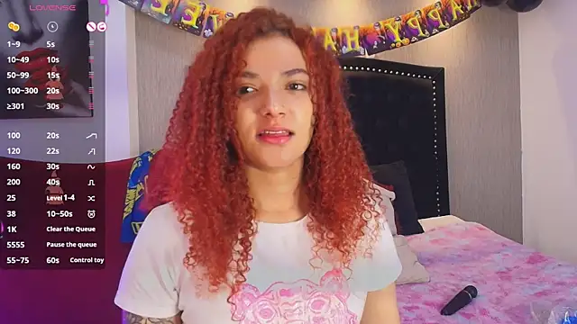 Snapshot of Dancer-Myluu chatting on 10-15-25, 08:53 Dancer-Myluu online show from 10-15-25, 08:53