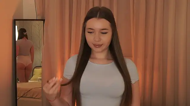 LiaGotti online show from 10-20-25, 08:09