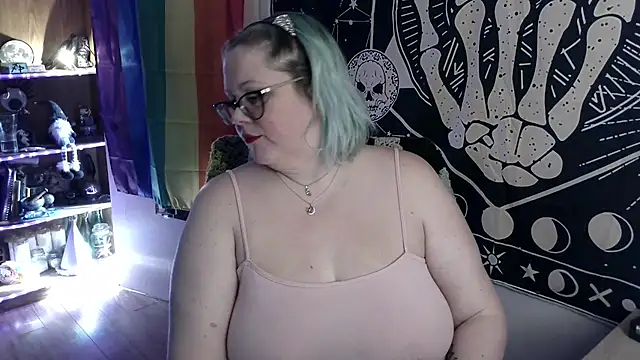 Kinky Witch online show from 01-18-26, 05:39