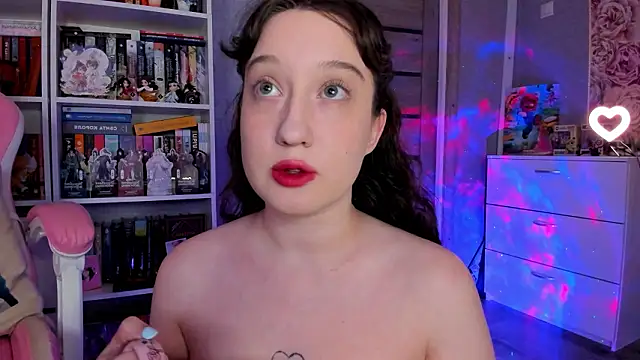 Snapshot of minionka chatting on 02-08-26, 07:17 minionka online show from 02-08-26, 07:17