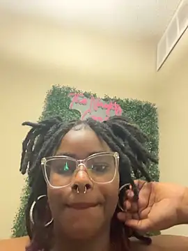 Snapshot of me1996_me chatting on 10-23-25, 09:24 me1996 me online show from 10-23-25, 09:24