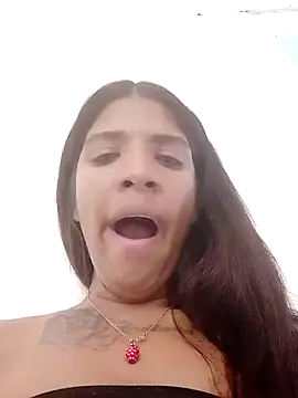 Snapshot of sexogran chatting on 10-05-25, 11:13 sexogran online show from 10-05-25, 11:13