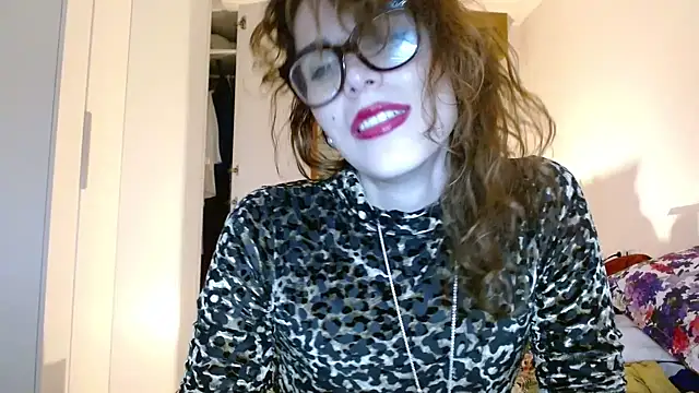 refem9 online show from 10-13-25, 04:40