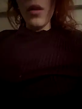 Snapshot of refem9 chatting on 12-18-25, 05:35 refem9 online show from 12-18-25, 05:35