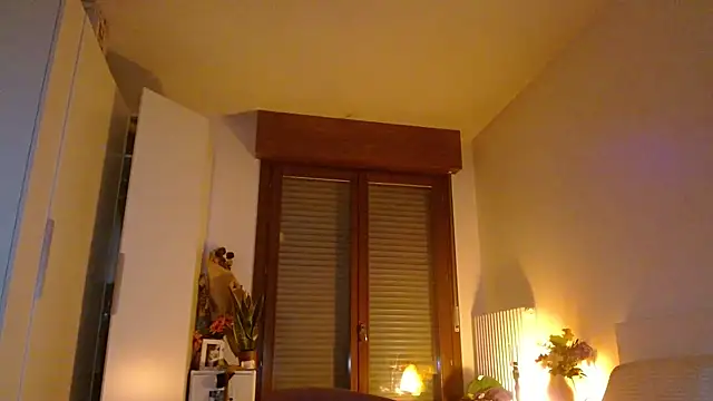 Snapshot of refem9 chatting on 01-05-26, 08:45 refem9 online show from 01-05-26, 08:45