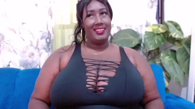 Snapshot of desirewilliam chatting on 06-19-26, 03:16 desirewilliam online show from 06-19-26, 03:16