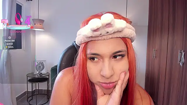 DANDARA THOM online show from 09-18-25, 07:27