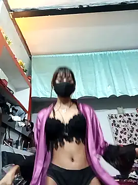 Snapshot of HOT_SHRII chatting on 10-27-25, 01:04 HOT SHRII online show from 10-27-25, 01:04