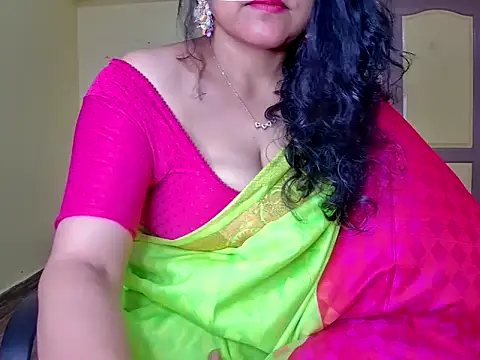 Snapshot of MasTANIYA chatting on 10-05-25, 11:35 MasTANIYA online show from 10-05-25, 11:35