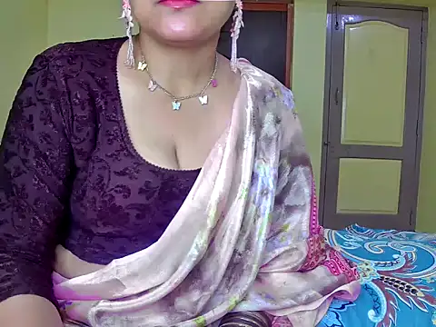 Snapshot of MasTANIYA chatting on 10-11-25, 02:11 MasTANIYA online show from 10-11-25, 02:11