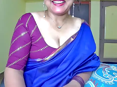Snapshot of MasTANIYA chatting on 10-18-25, 03:20 MasTANIYA online show from 10-18-25, 03:20