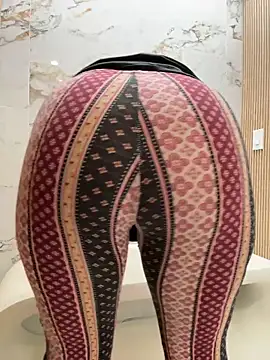 Snapshot of sweetsirenn chatting on 02-24-26, 03:43 sweetsirenn online show from 02-24-26, 03:43