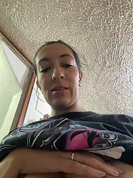 SALOME KORLAND online show from 01-15-26, 07:50