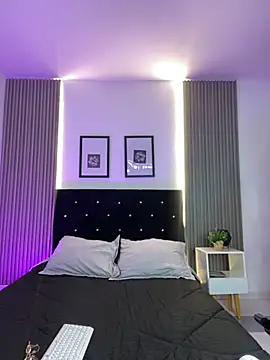 ashlycarteer online show from 10-02-25, 06:59