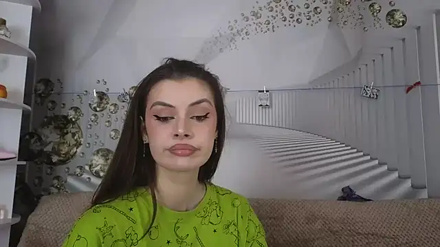 Snapshot of EvoletteLouLou chatting on 11-03-25, 03:24 EvoletteLouLou online show from 11-03-25, 03:24