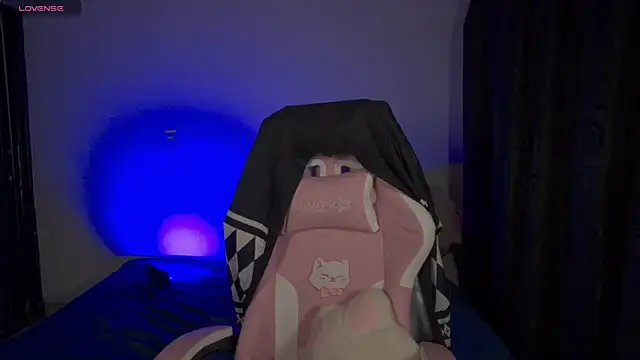 Gaby  Howards online show from 11-03-25, 07:04