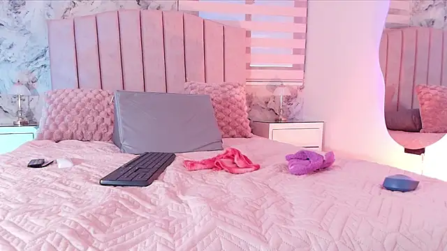 celeste moonx online show from 11-25-25, 12:05