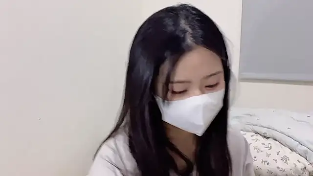 LHeart online show from 10-07-25, 02:47