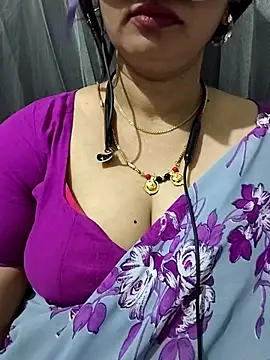 Snapshot of sesiteluguammayi chatting on 05-19-26, 10:27 sesiteluguammayi online show from 05-19-26, 10:27