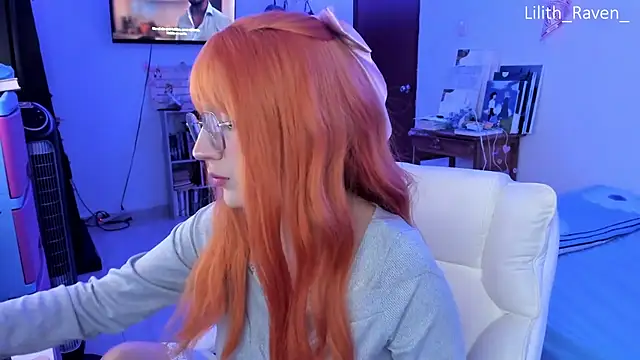 Snapshot of Lilith_Raven_ chatting on 09-16-25, 03:18 Lilith Raven online show from 09-16-25, 03:18