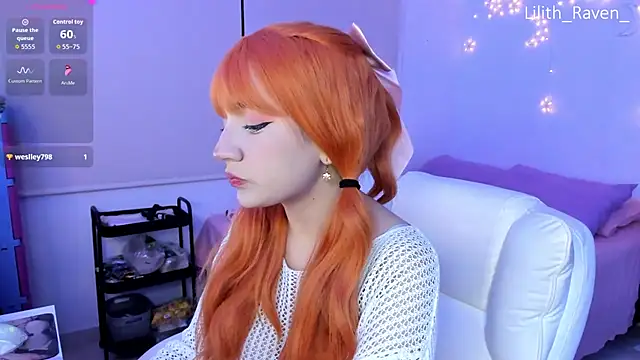 Snapshot of Lilith_Raven_ chatting on 09-26-25, 03:43 Lilith Raven online show from 09-26-25, 03:43