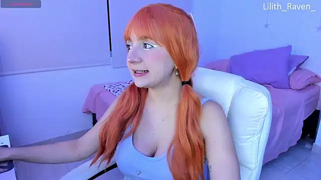 Snapshot of Lilith_Raven_ chatting on 10-01-25, 05:13 Lilith Raven online show from 10-01-25, 05:13