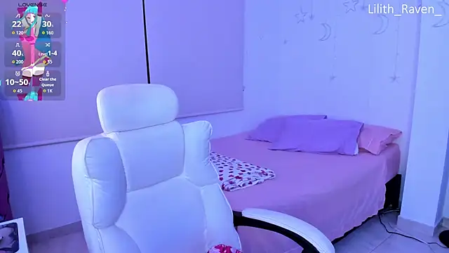 Snapshot of Lilith_Raven_ chatting on 10-25-25, 03:58 Lilith Raven online show from 10-25-25, 03:58