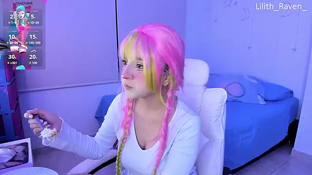 Snapshot of Lilith_Raven_ chatting on 10-28-25, 04:05 Lilith Raven online show from 10-28-25, 04:05