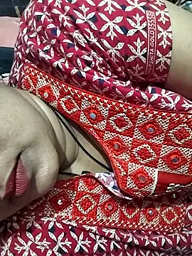 Snapshot of ranisingh1234 chatting on 03-08-26, 03:38 ranisingh1234 online show from 03-08-26, 03:38